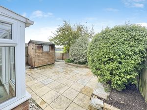 Beacon Close- click for photo gallery